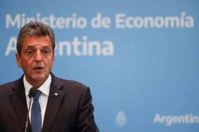 Sergio Massa defendi� el rol del Estado y la escuela p�blica: �Los chicos cargan en la mochila una computadora y no un arma, como proponen otros�