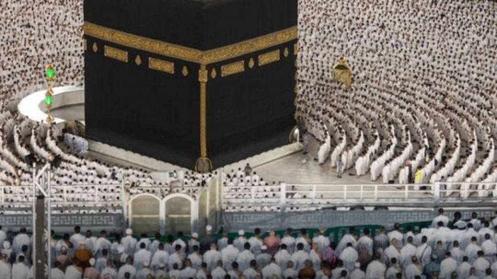 Arabia Saudita emite reglas para los fieles sobre el cerco ritual de la Sagrada Kaaba