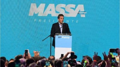 C�mo sigue la campa�a de Massa: convoc� a los gobernadores y seguir� con actos de gesti�n