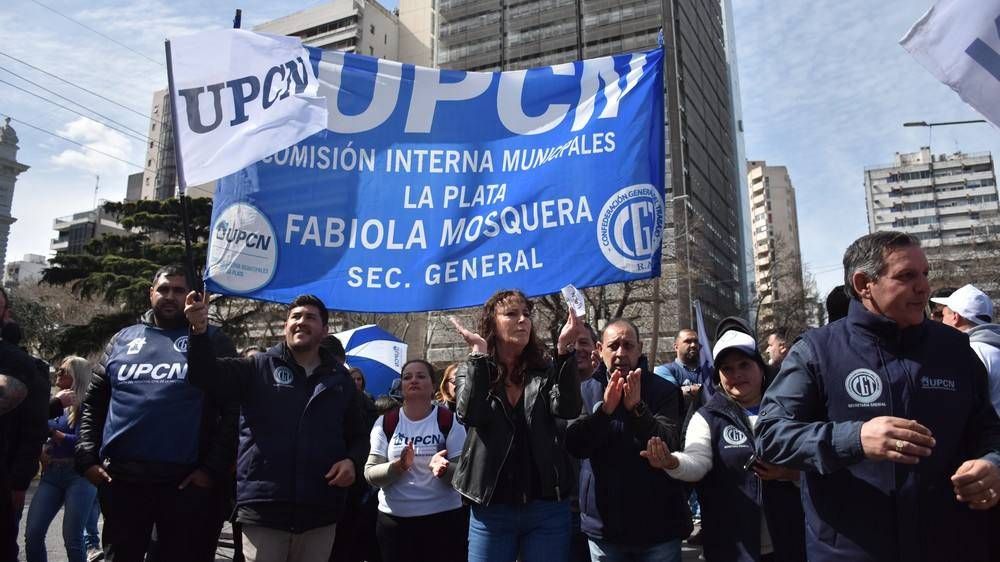 Paritarias Municipales La Plata: UPCNBA retomar� las medidas de fuerza