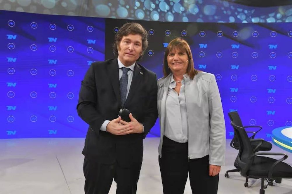 Javier Milei y Patricia Bullrich se mostraron juntos y compartieron su primera foto tras el acuerdo: �Qu� revoluci�n armamos�
