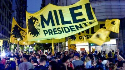 �Casta son los que no est�n con nosotros�: abroquelados, los votantes de Milei van por todo