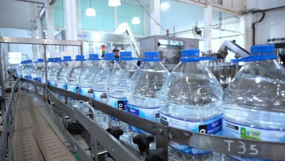 Sierra de los Padres aumenta 25% su produccin de agua mineral con apoyo del Programa CreAr