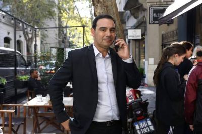 Gustavo Vald�s: �Voy a votar positivamente por uno de los dos candidatos, no voy a votar en blanco�