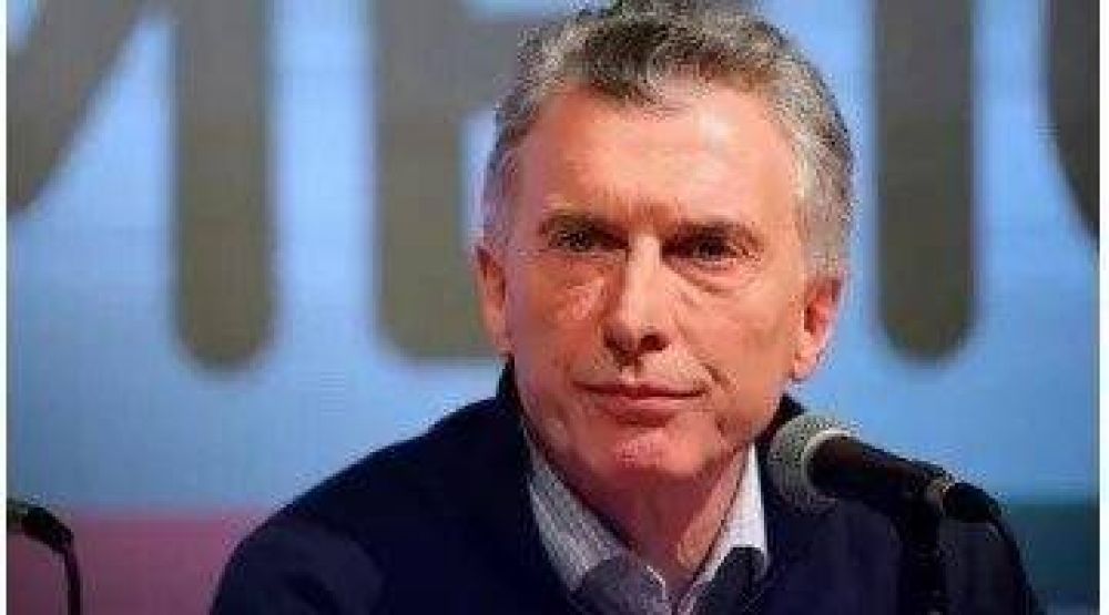 Mauricio Macri tild� a Morales y Lousteau de 
