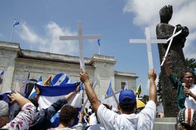 Nicaragua: Denuncian la falta de libertad religiosa y exigen liberar al obispo preso