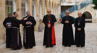 Conmovedora procesi�n y via crucis en Jerusal�n pidiendo paz