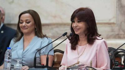 Con Cristina Kirchner al frente, Milei en su banca y Juntos por el Cambio dividido, el Congreso oficializa el balotaje