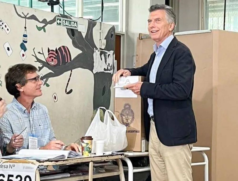 El grupo de elite de Mauricio Macri para cuidarle los votos a Javier Milei