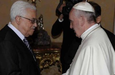 Guerra en Medio Oriente: llamada telefnica entre Francisco y Abbas