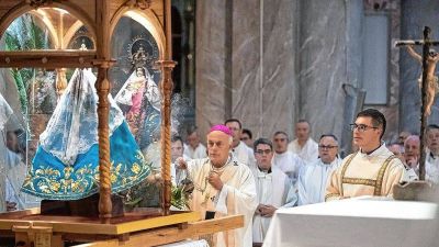 Mons. Puiggari celebr sus 25 aos como obispo en la catedral de Mar del Plata