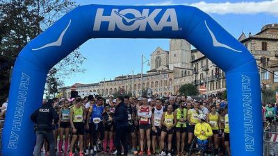 Peregrinaci�n de Athletica Vaticana en nombre de San Francisco