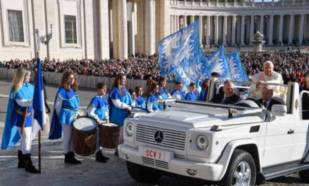 El Papa: 'El Se�or nos llama a compartir las alegr�as y los dolores del mundo'
