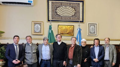 El arzobispo de Buenos Aires visitó el Centro Islámico de la Argentina