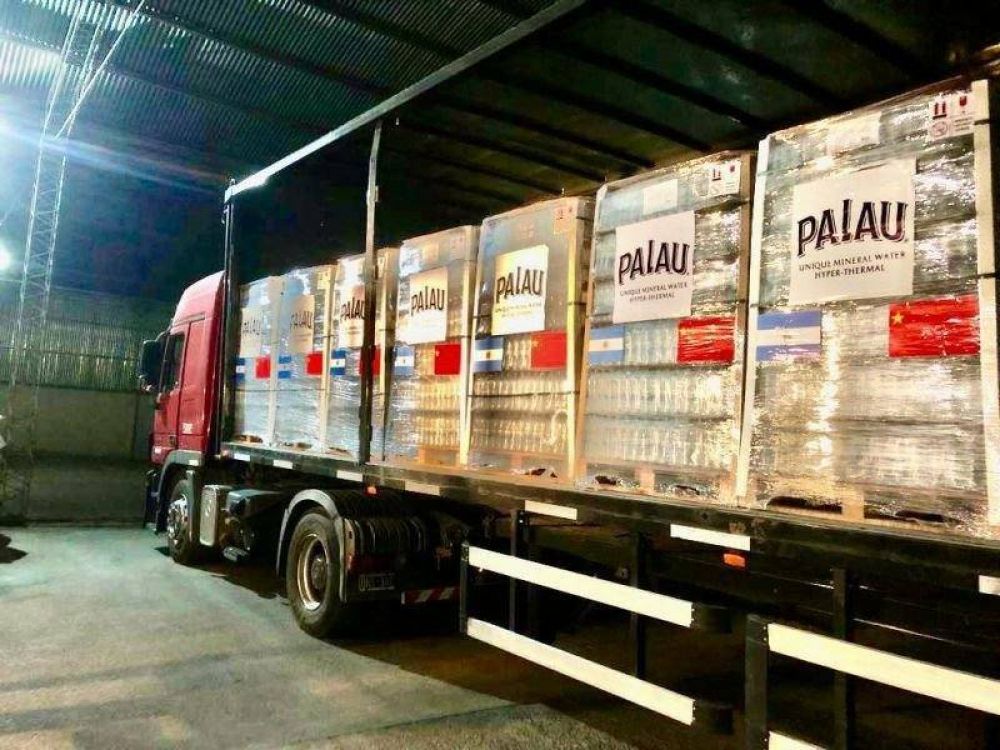 Salta comenz a exportar Agua Palau a China