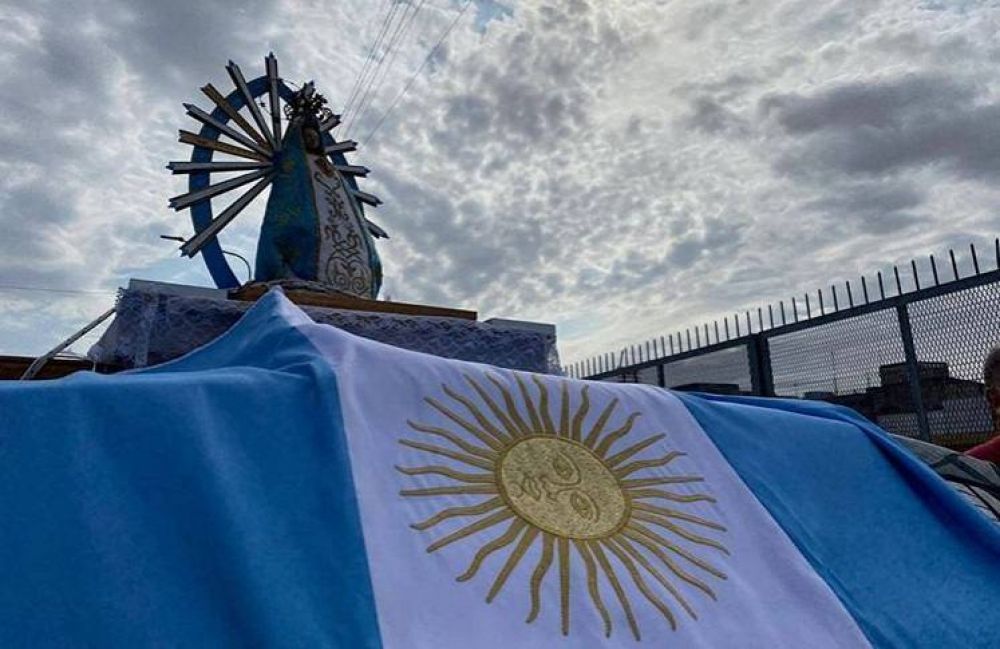En la previa de la eleccin presidencial, la Argentina reza la Oracin por la Patria