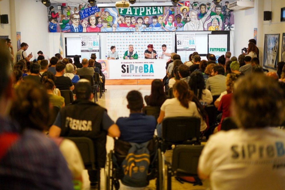 Con la consigna «evitemos la motosierra sobre nuestros derechos laborales», el gremio de periodistas respaldó la candidatura de Sergio Massa