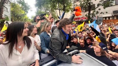 Crisis de representaci�n y votos prestados, el combo que consagr� a Javier Milei presidente