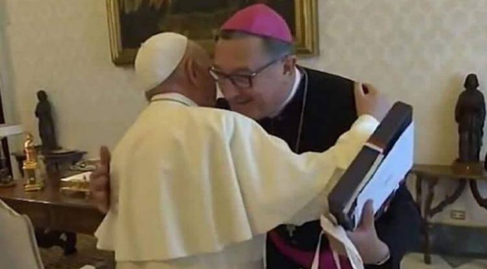 Carta del Papa al arzobispo rosarino por la fiesta mariana arquidiocesana