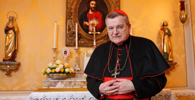 Dura sanción de Francisco a uno de los cardenales más críticos de su papado