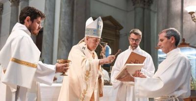 El arzobispo de Paran, a dos recin ordenados: humildad y mansedumbre