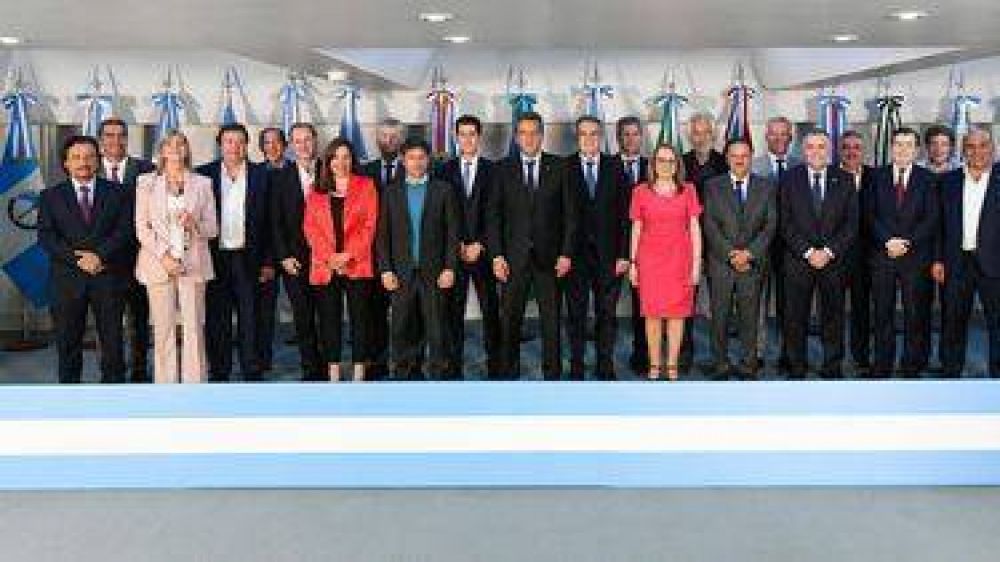 Los gobernadores del PJ evalan la mejor manera de negociar con Milei