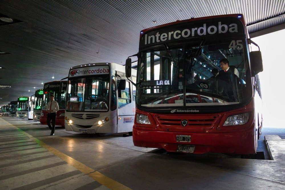 Córdoba: Sin acuerdo salarial a la vista, AOITA paralizará el transporte automotor de la provincia por 24 horas este viernes