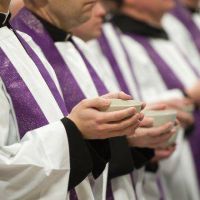 El Papa, a los seminaristas franceses: adoptar 'un nuevo estilo pastoral'