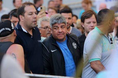 Camioneros desminti� que Pablo Moyano se haya exiliado en Espa�a y confirm� que est� amenazado de muerte