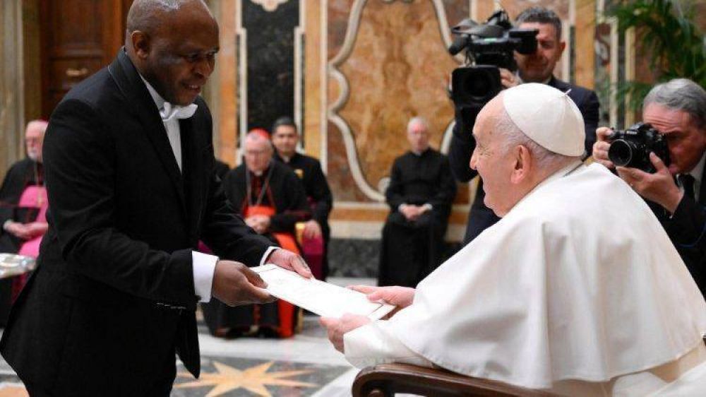 'Que la COP28 sea un paso histrico', exhort el Papa Francisco
