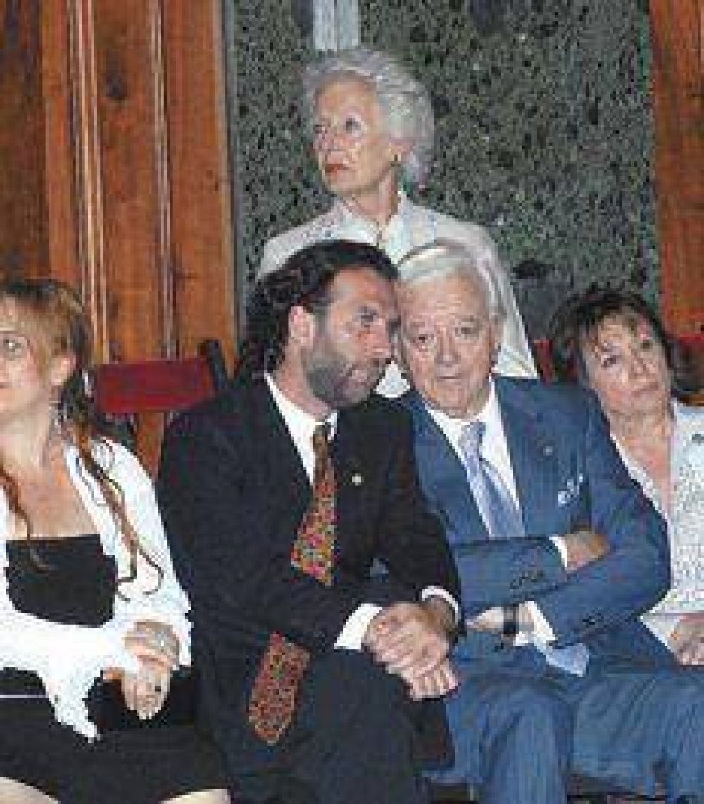 "Macri quiere que desaparezca de la familia"