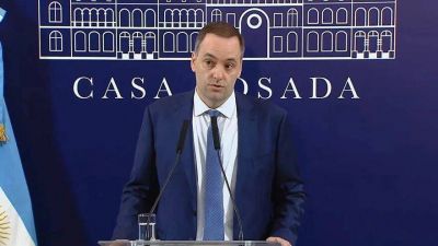 Primera conferencia de prensa de Manuel Adorni: 