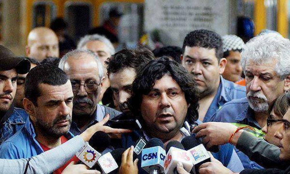 Subtes: se reanud� el servicio, pero los delegados rebeldes no descartaron m�s paros