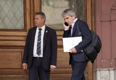 Del Caputazo s�lo habla Toto Caputo: silencio econ�mico del resto del Gabinete