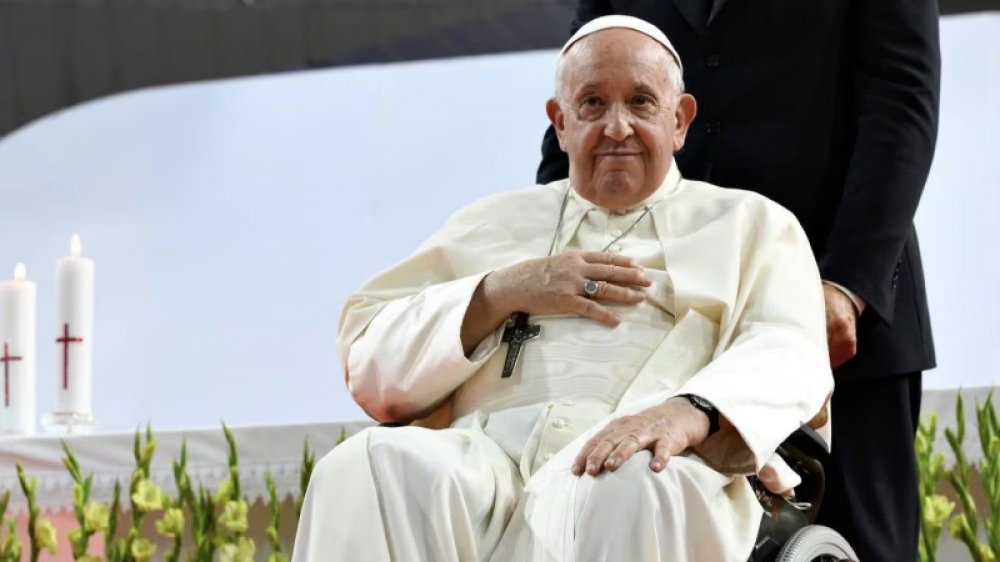 El Papa dice que su viaje a la Argentina en 2024 s�lo depende de su salud