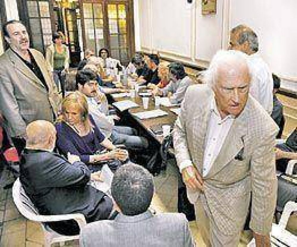 Reforma pol�tica: los K apuran la negociaci�n y sus aliados se endurecen