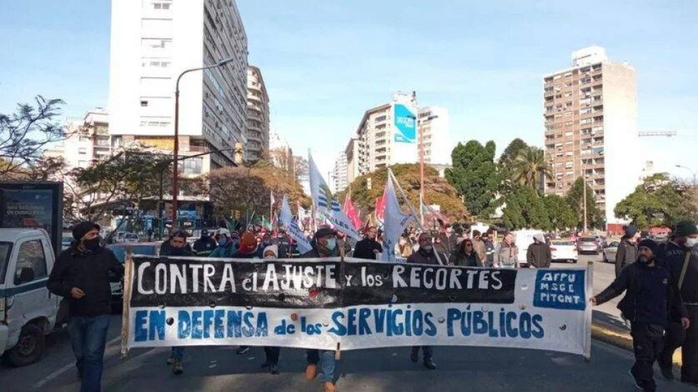Sindicatos y movimientos sociales bonaerenses lanzan un frente para defender empresas pblicas