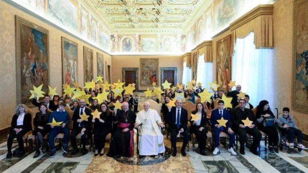 El Papa, a nios de Accin Catlica: 'No perder la mstica ni la alegra'