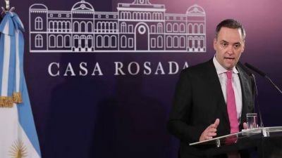 El Gobierno asegur� que el pa�s est� atravesando una hiperinflaci�n en torno al 3.678% anual