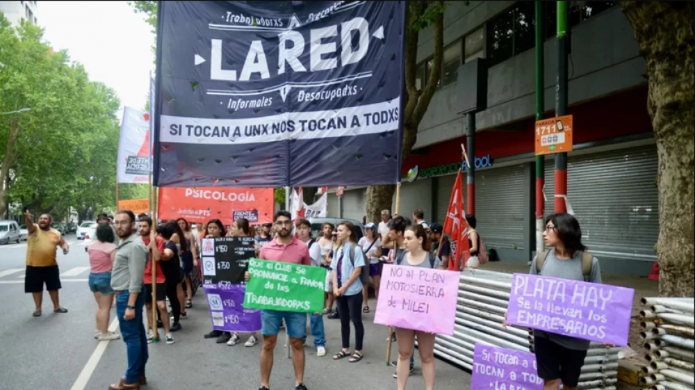 Despidos y persecucin sindical a trabajadores del Len Bar Bistr de La Plata