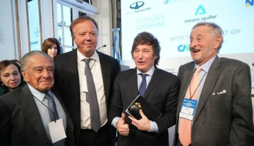 Los Eduardos y el estatista Elon: los negocios en la era Milei