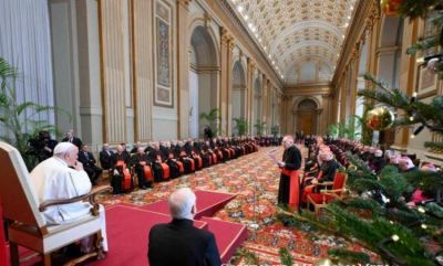 'Escuchar, discernir y caminar': la invitaci�n del Papa a la Curia Romana