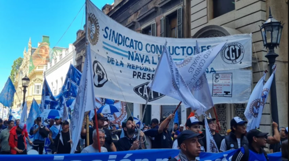 El Sindicato de Conductores Navales rechaz las nuevas medidas del Gobierno y avis que saldr a las calles para defender los derechos conseguidos
