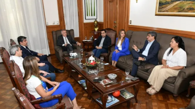 Mega DNU: Osvaldo Jaldo y Raúl Jalil reunieron a sus diputados y senadores para acordar una posición común