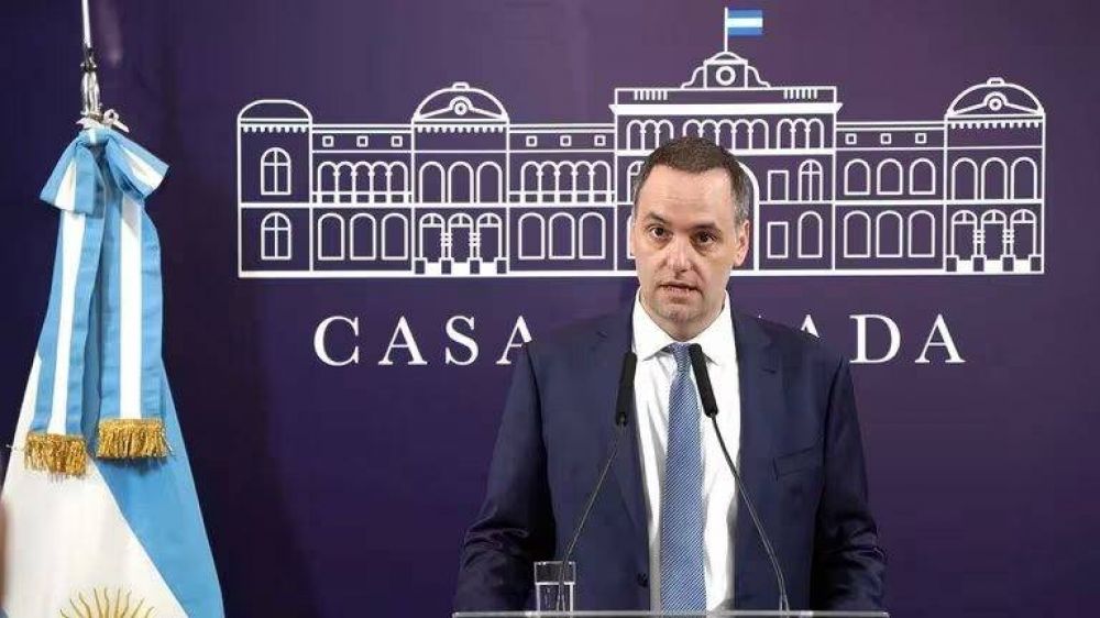 El Gobierno descart� hacerle cambios al DNU y anunci� que hoy enviar� la ley �mnibus al Congreso