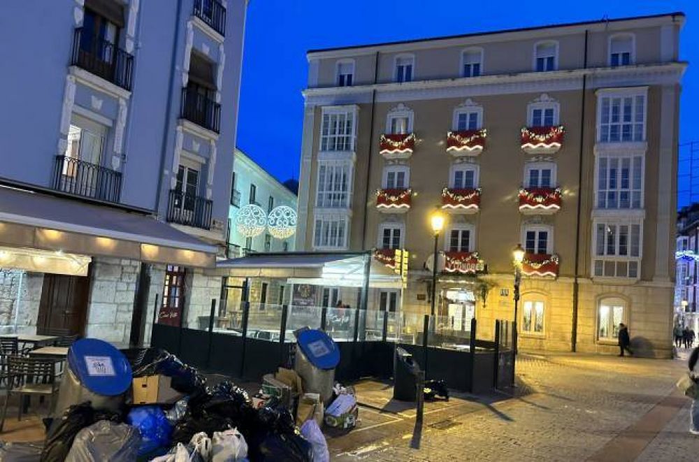 Hosteleros piden estudiar los puntos cr�ticos de la recogida puerta a puerta