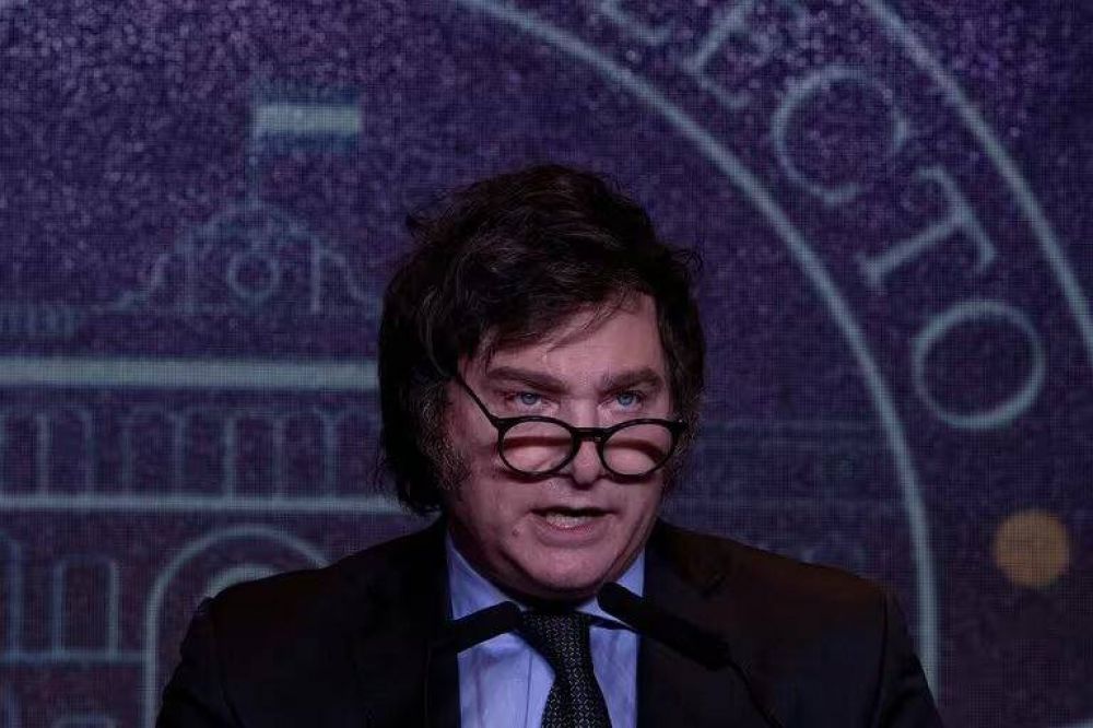 Javier Milei cuestion� el apoyo del PRO, la Coalici�n C�vica y la UCR a la suba de impuestos de Axel Kicillof: �Arrastran los pies con nuestras reformas�