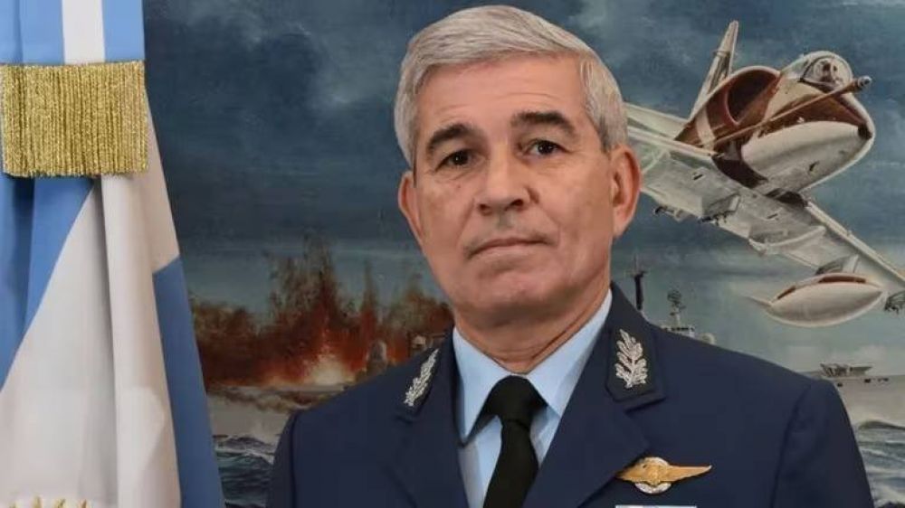 El Gobierno oficializ la nueva cpula de las Fuerzas Armadas: el brigadier general Xavier Julin Isaac asumir como jefe del Estado Mayor Conjunto