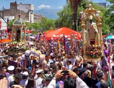 Fiesta de San Nicols: Mons. Braida pidi que 'el Tinkunaco sea todos los das'