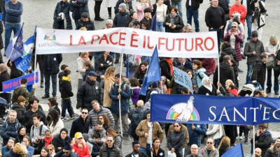 Francisco anim� a abrir caminos de paz y reconciliaci�n en el mundo
